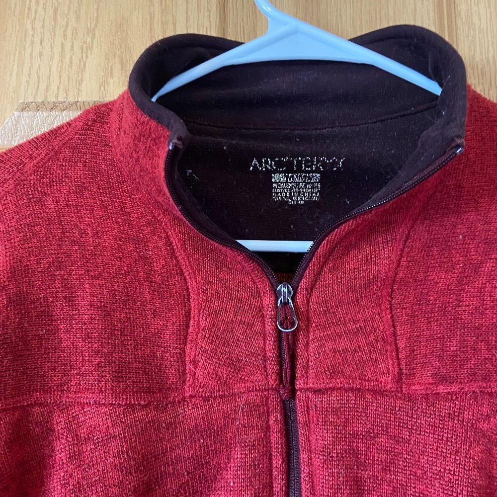 Pink/Red Arc'teryx Covert Cardigan Fleece Zip Up